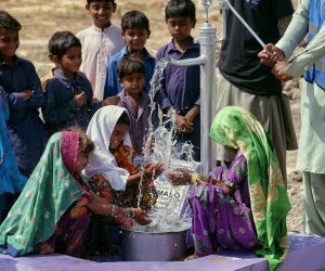 pexels-themeditators-14325728